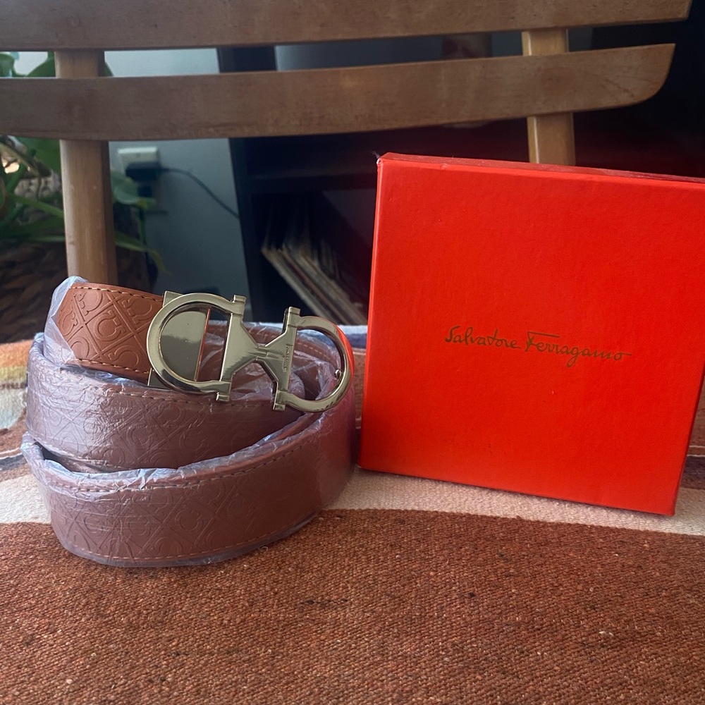 Salvatore Ferragamo belt with gold buckle